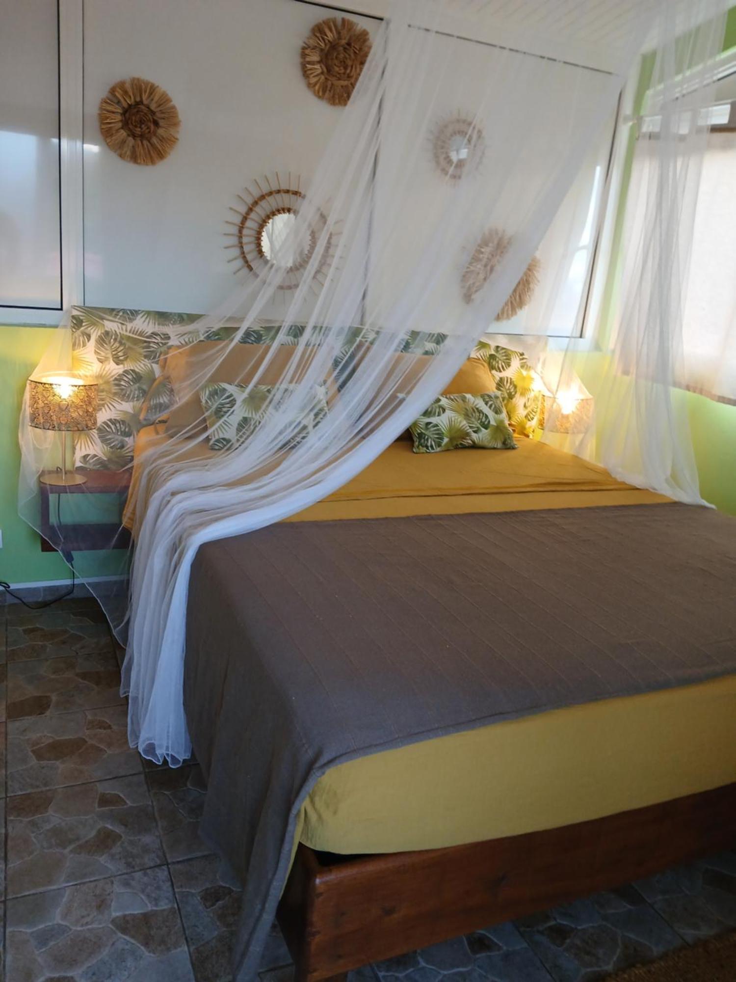 Maisonnette Atypique Au Coeur De La Martinique Riviere-Salee ภายนอก รูปภาพ
